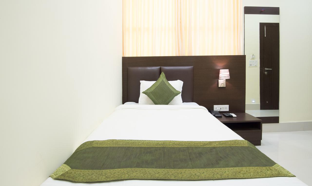 Treebo King'S Court Chandrasekharpur Bhubaneswar Exteriör bild